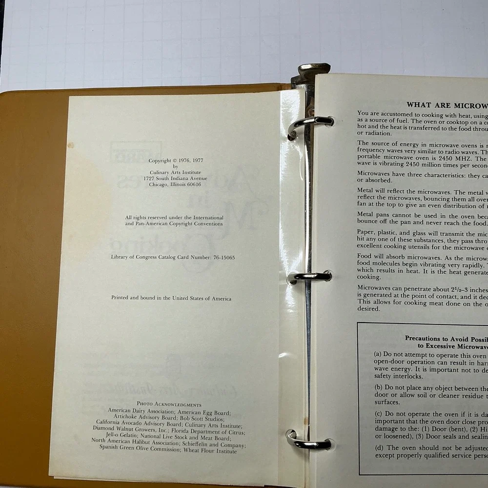Montgomery Ward‎ Adventures in Microwave Cooking Cookbook 1976 Vintage Recipes - Picture 3 of 5